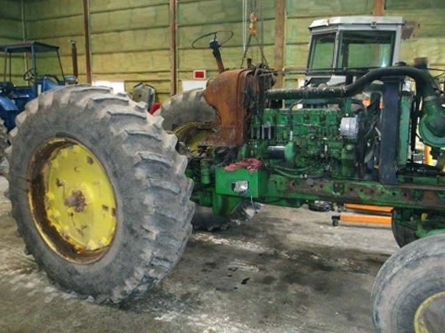 4430 John Deere 003